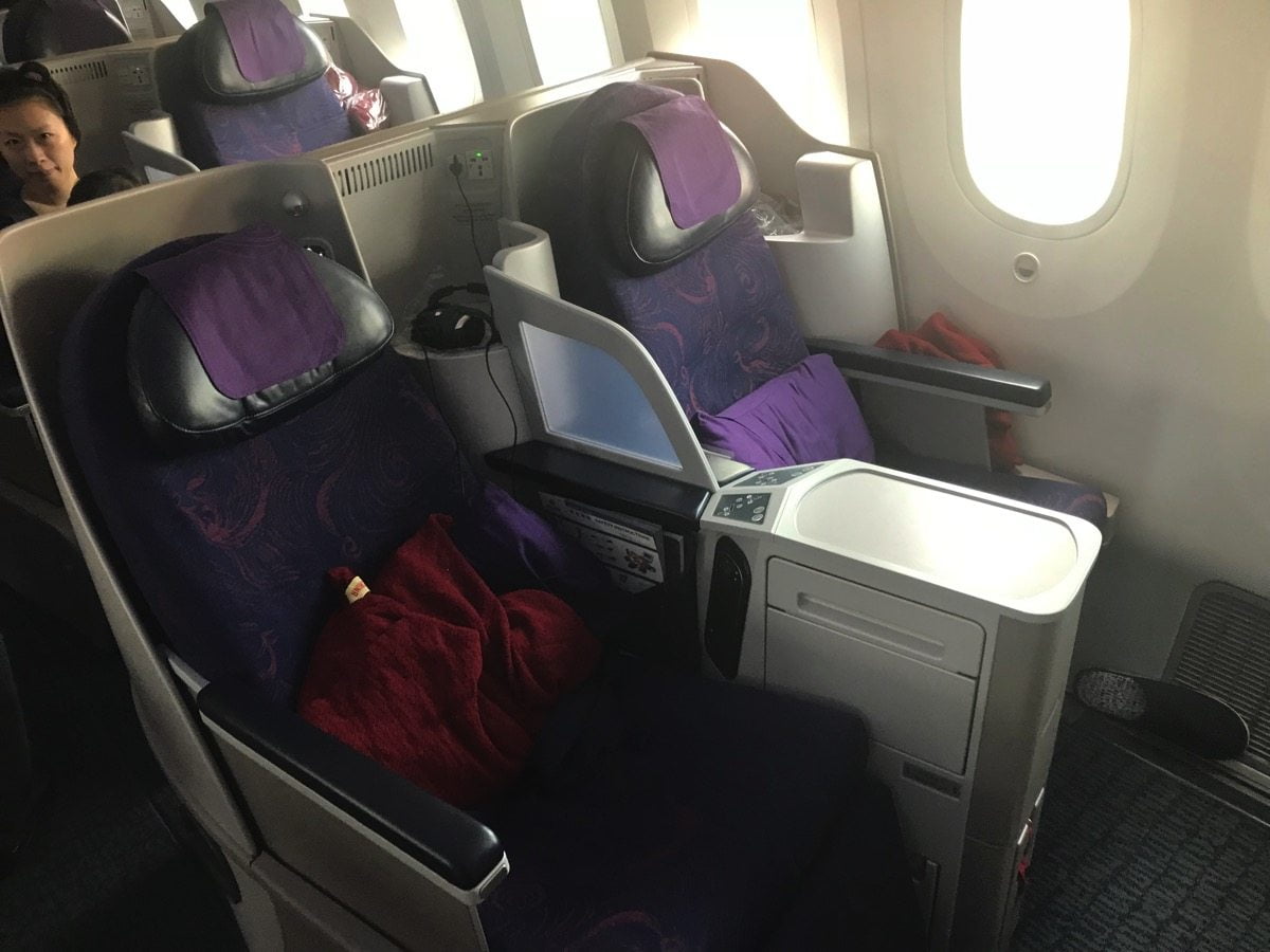 ca-firstclass-787-9-business-seat